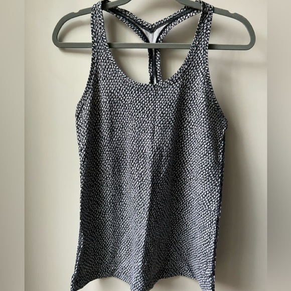 Lululemon racerback tank in size 10 - Picture 2 of 5